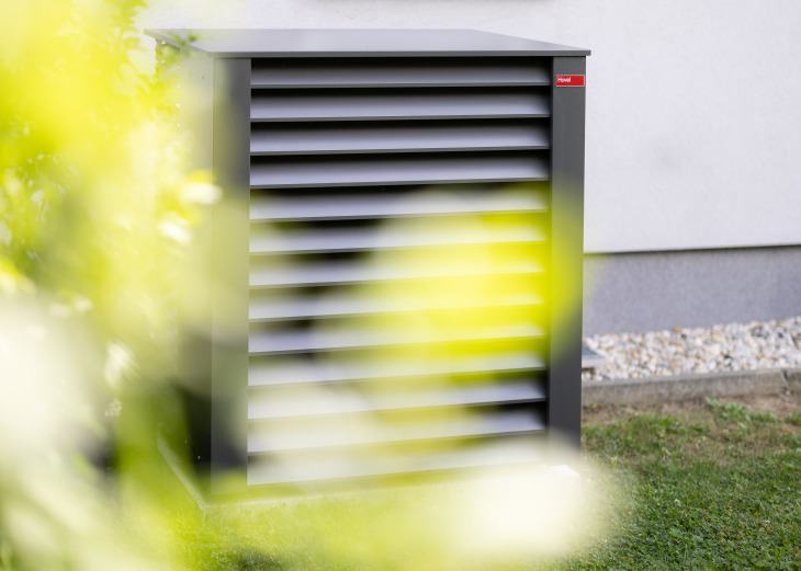 bild Wärmepumpe Außeneinheit