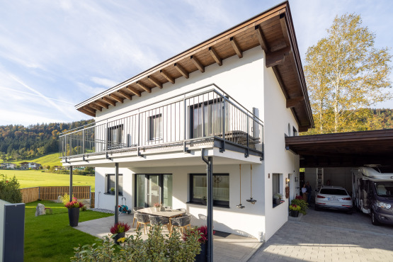 Familie Reisenbichler setzt bei der Heiztechnik für den Neubau auf Hoval.